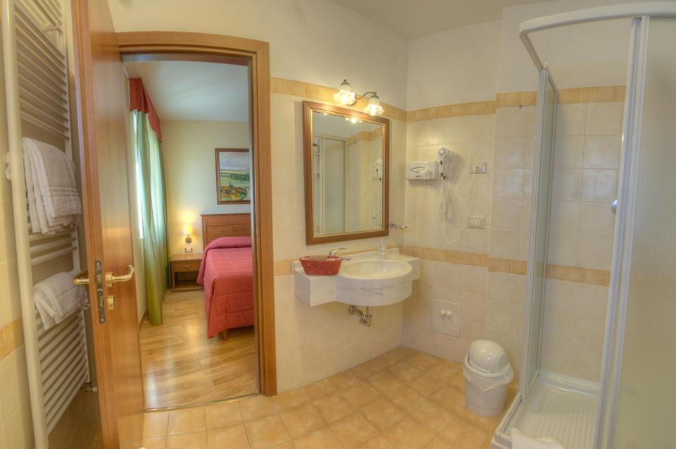 Hotel Garni Posta Pescasseroli Pokoj fotografie